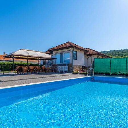 Geranium Holliday Villas Obrochishte 外观 照片