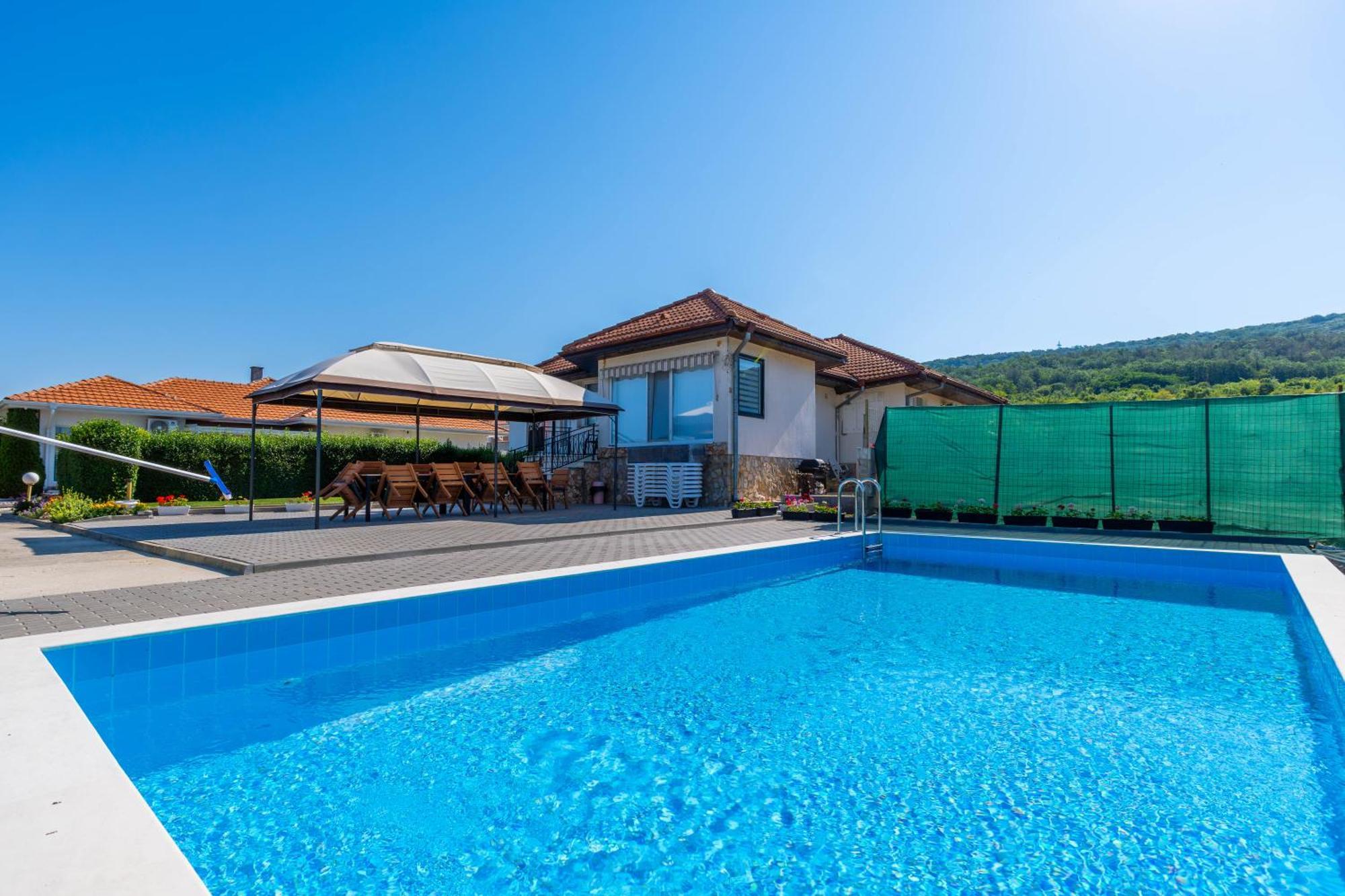 Geranium Holliday Villas Obrochishte 外观 照片