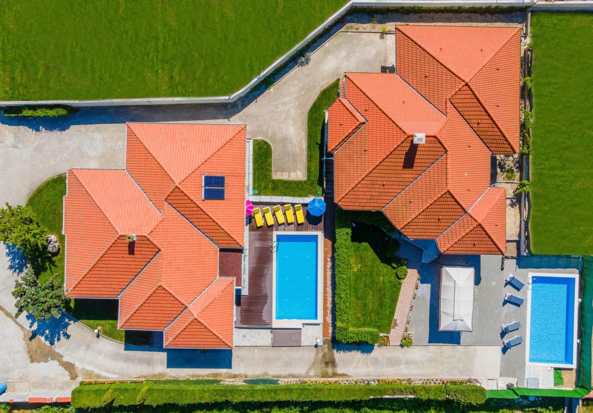 Geranium Holliday Villas Obrochishte 外观 照片